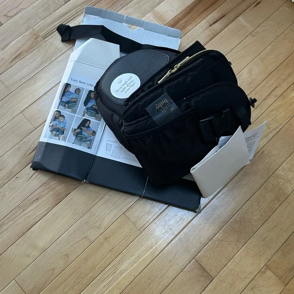 Babywearing Hip Seat Belt - Black - Picture 2 of 2